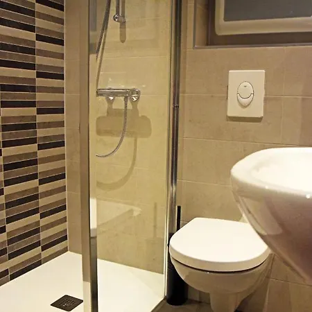 Отель L'hotel Des Bords De L'ill Ерстайн