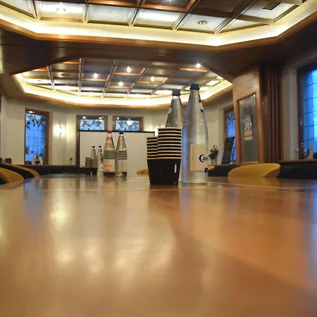 L'hotel Des Bords De L'ill