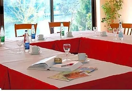 L'hotel Des Bords De L'ill Отель