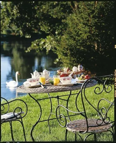 L'hotel Des Bords De L'ill 2*