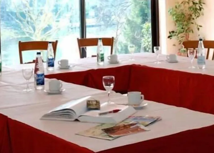 L'hotel Des Bords De L'ill 2* Erstein