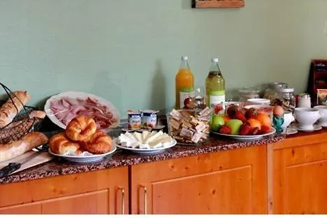 Hotel L'hotel Des Bords De L'ill 2*